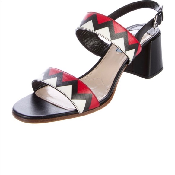 Prada chevron saffiano sandals size 42 - Picture 2 of 5
